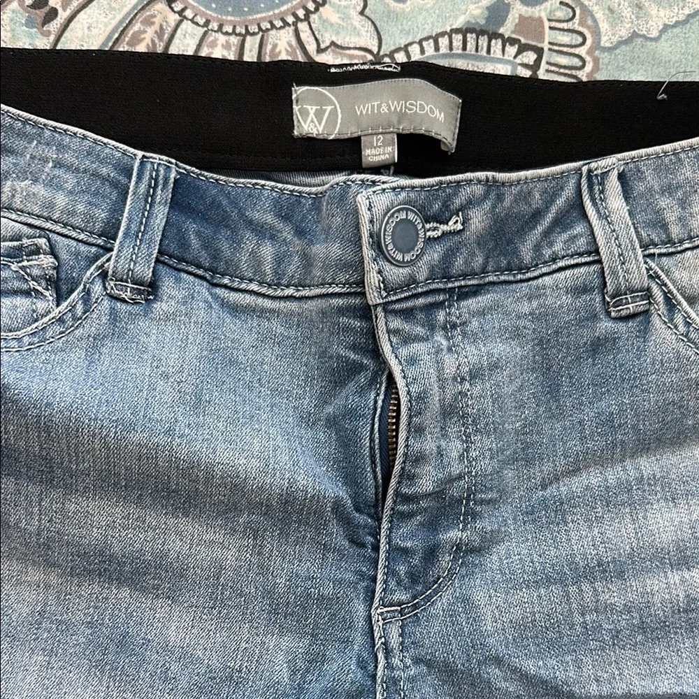 Wit & Wisdom Blue Jean Shorts with Distressed Hem - Picture 2 of 4